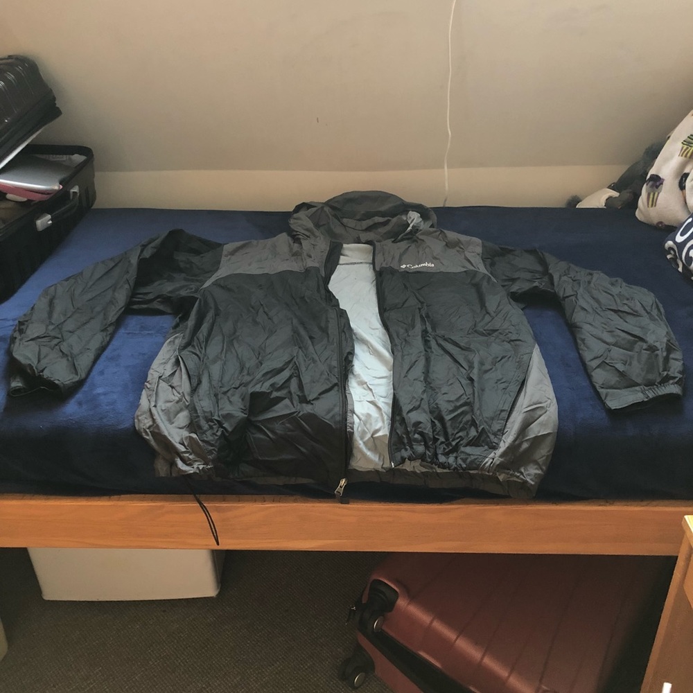 Men's Columbia rain jacket used